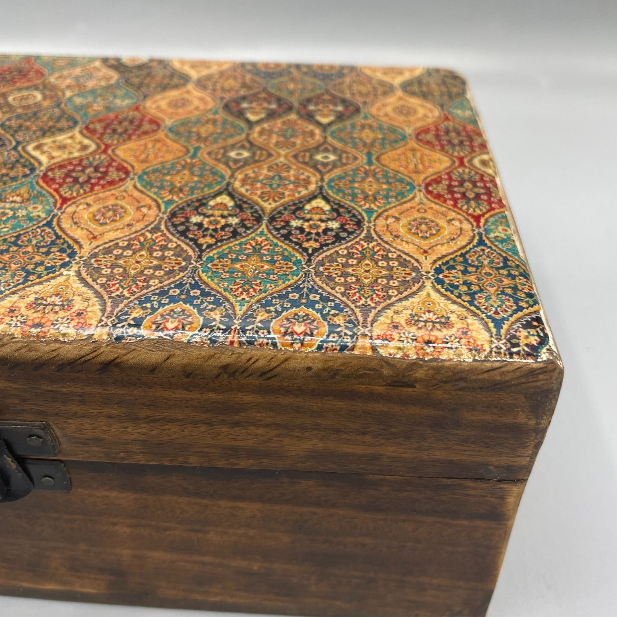 Large Ceramic Glazed Wood Box - 20x15x7.5cm - Traditional Pattern