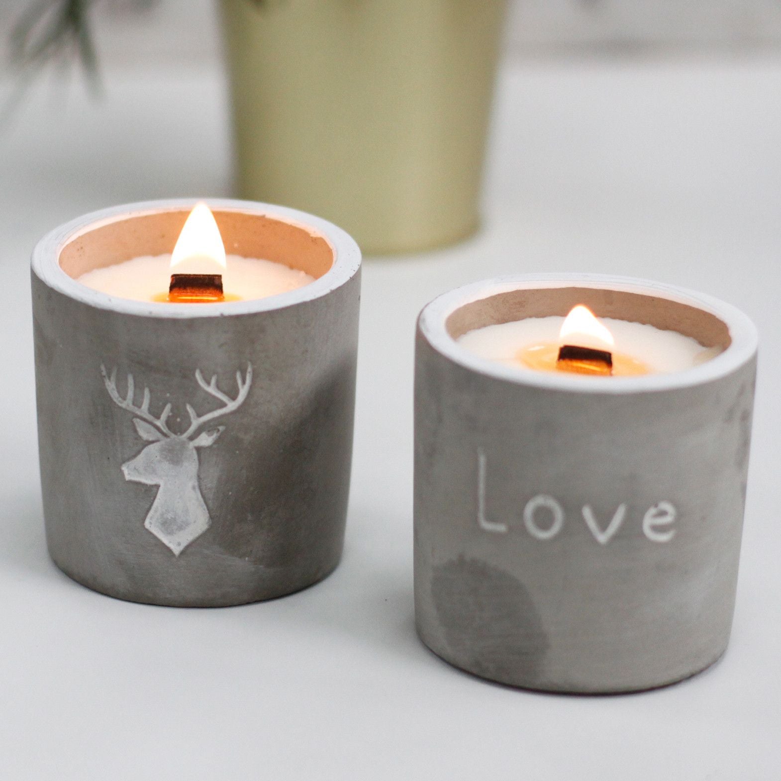 Concrete Wood Wick Candle – Whiskey & Woodsmoke (Medium)