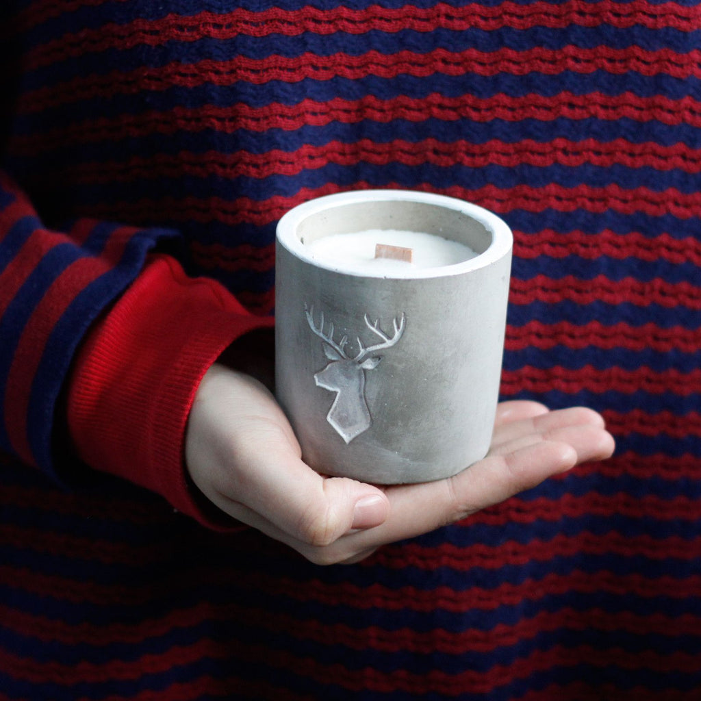 Concrete Wood Wick Candle – Whiskey & Woodsmoke (Medium)