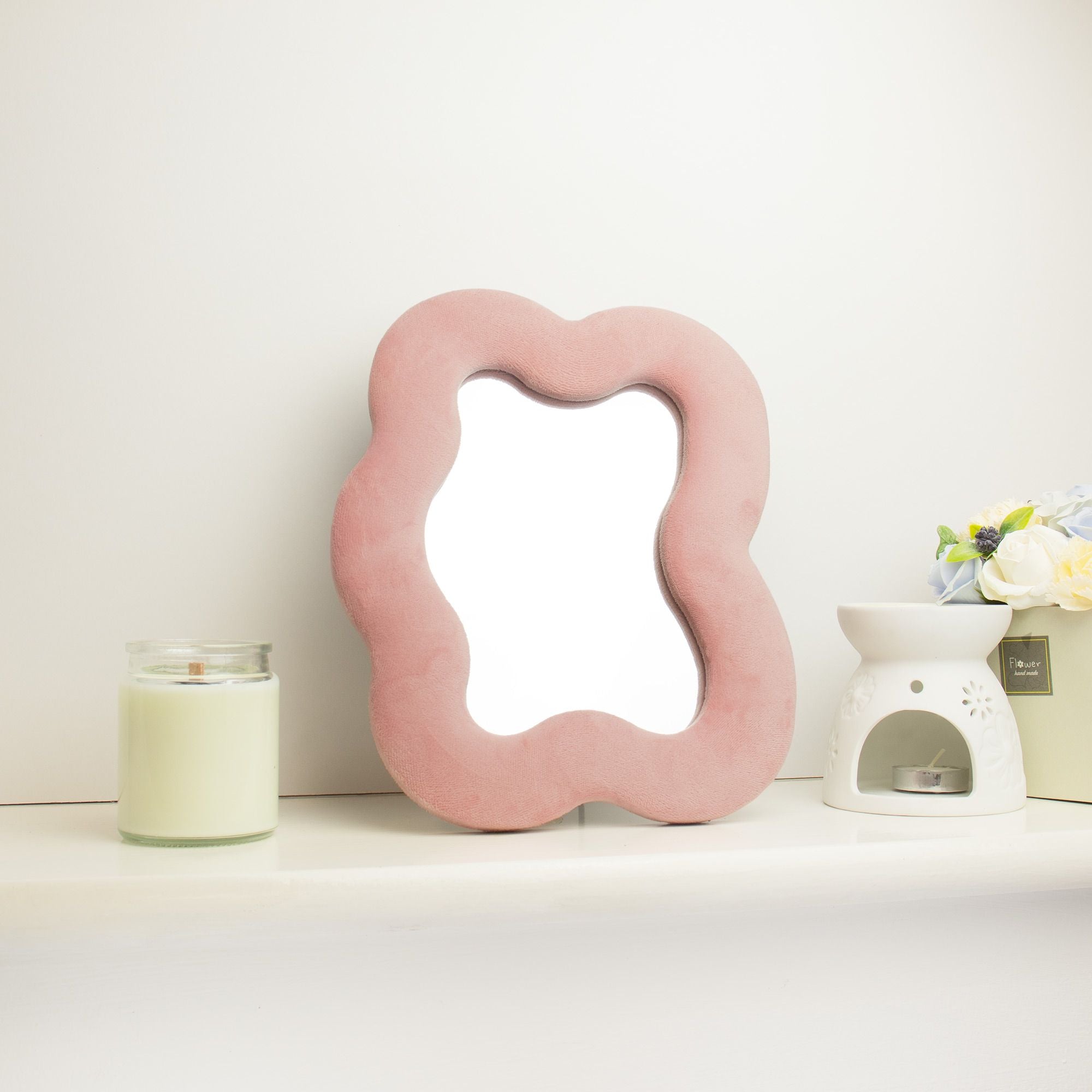 Soft Squiggly Mirror – Square Pebble – Rose Blush (22.5x27x2.3cm)