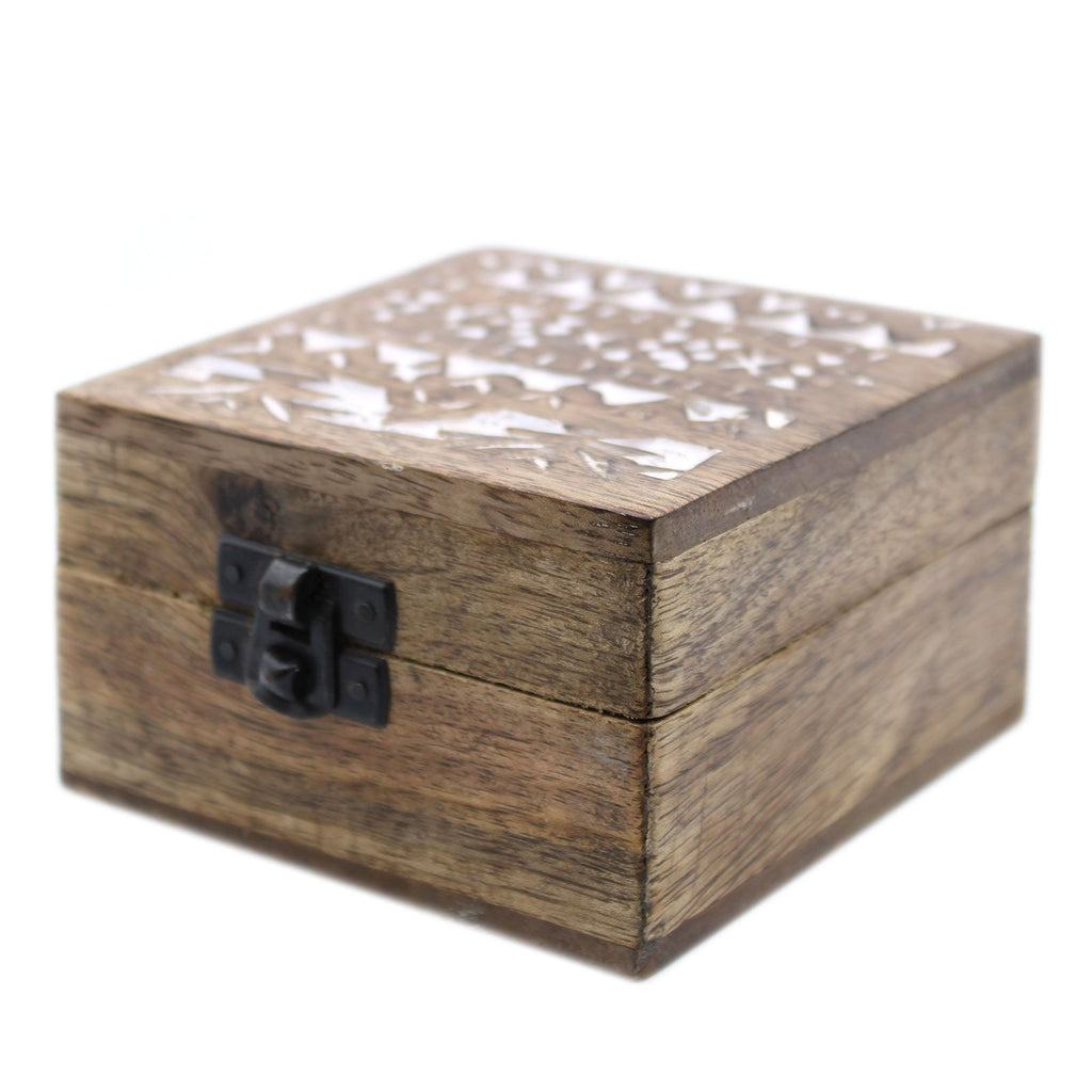 White Washed Wooden Box – 4x4 Slavic Design