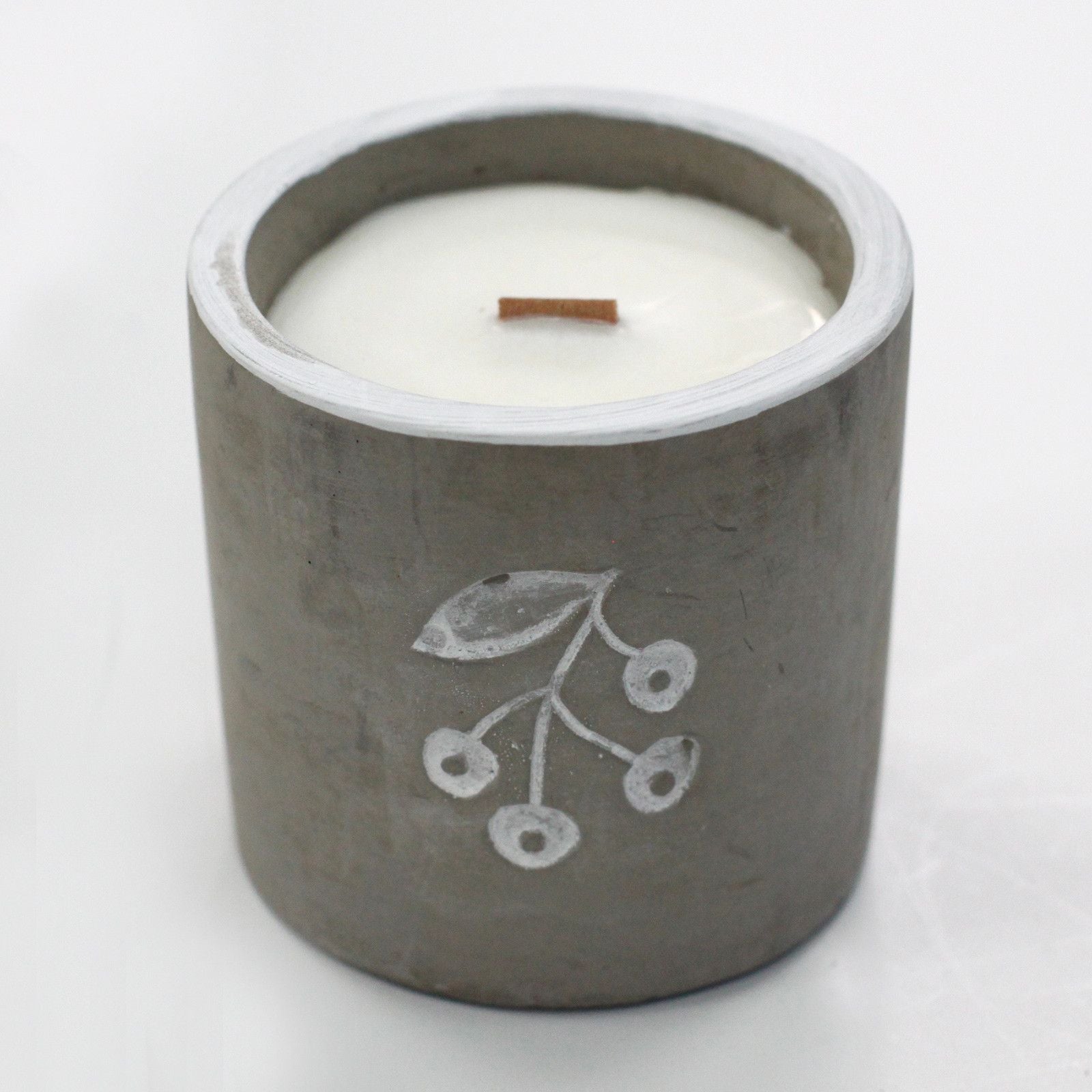 Concrete Wood Wick Candle – Juniper & Sweet Gin (Medium)