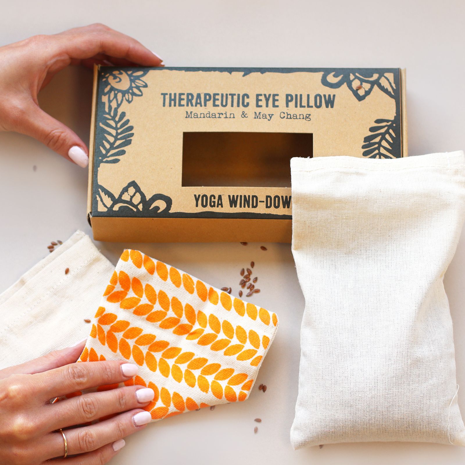 Agnes + Cat Eye Pillow – Yoga Wind-Down