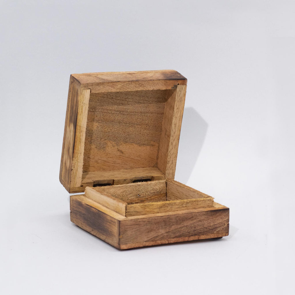 Hop Hare Small Enamelled Square Box - Heart & Cupid