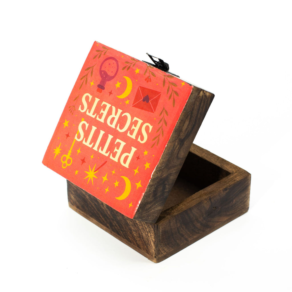 Small Enamelled Box - Petits Secrets