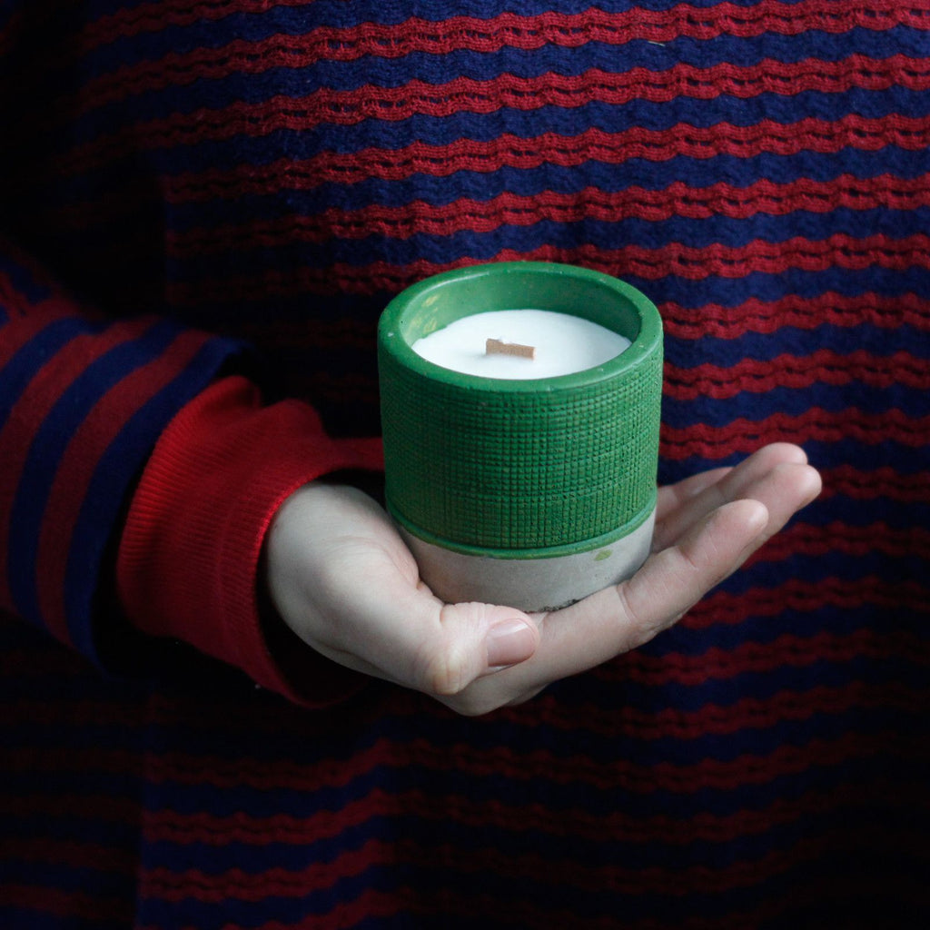 Concrete Wood Wick Candle – Coffee in the Club (Small)