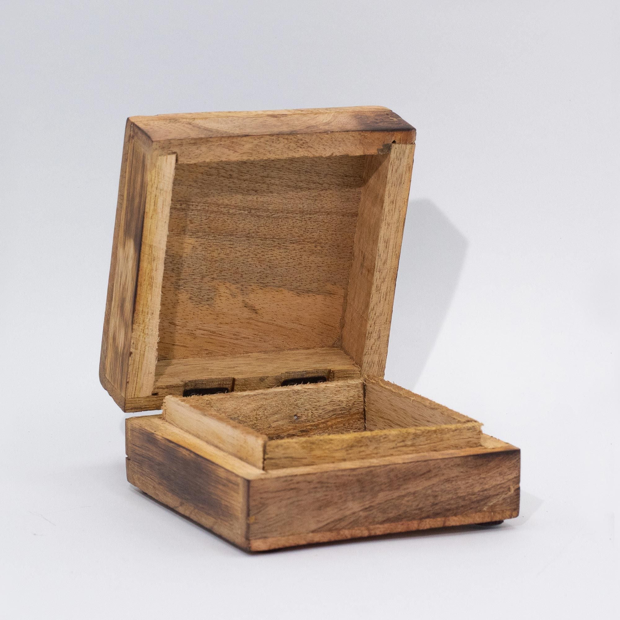 Hop Hare Medium Enamelled Square Box - The Sun
